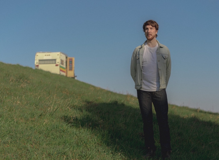 Aidan Knight Announces Fourth Lp With Lead Single Sixteen Stares