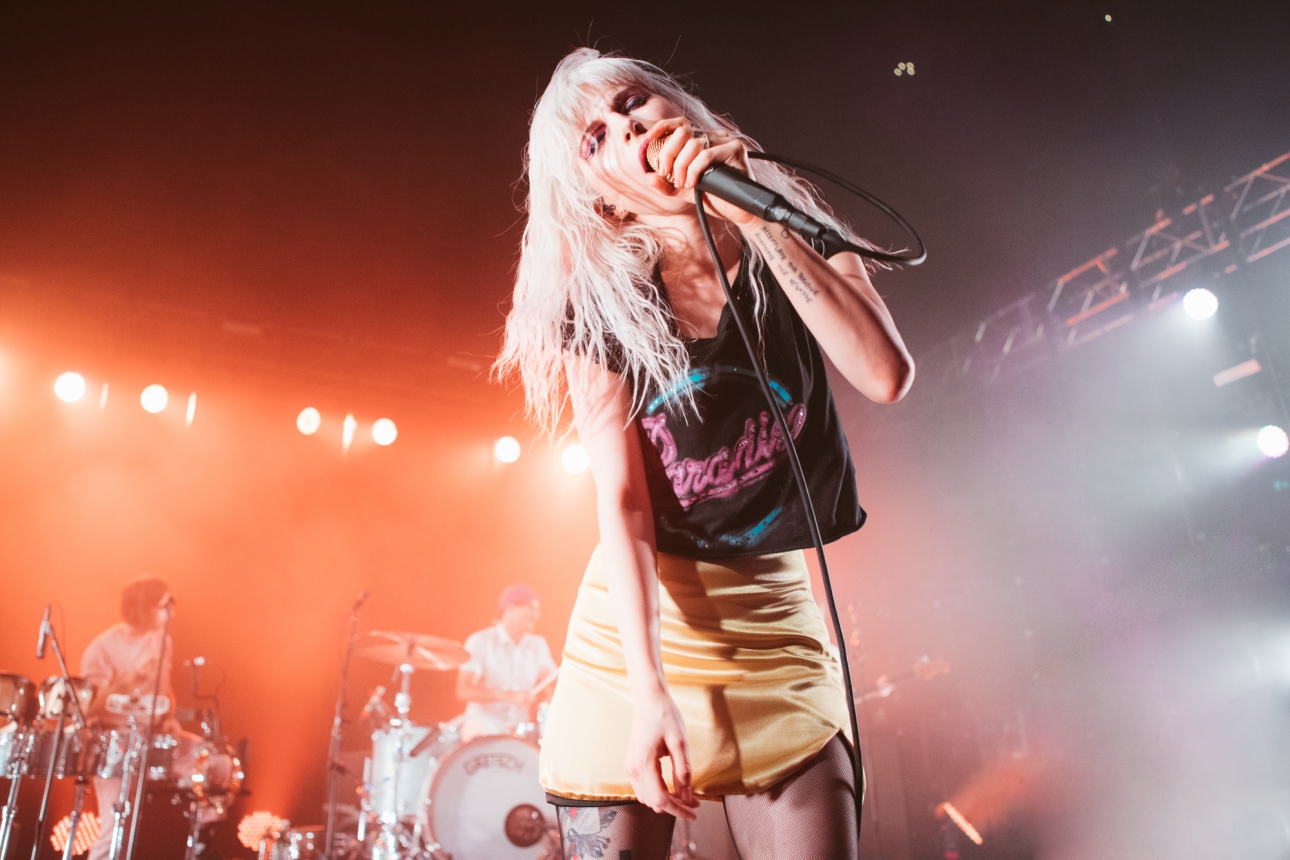 Hayley Williams Announces Debut Solo Single Simmer