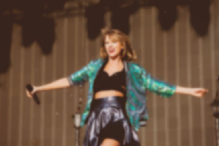 It Looks Like Taylor Swift Is Behind The Look What You Made Me Do Cover On Killing Eve