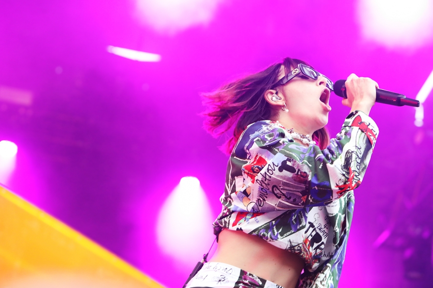 Photos of Charli XCX at Pitchfork Music Festival in Chicago 2019 Line