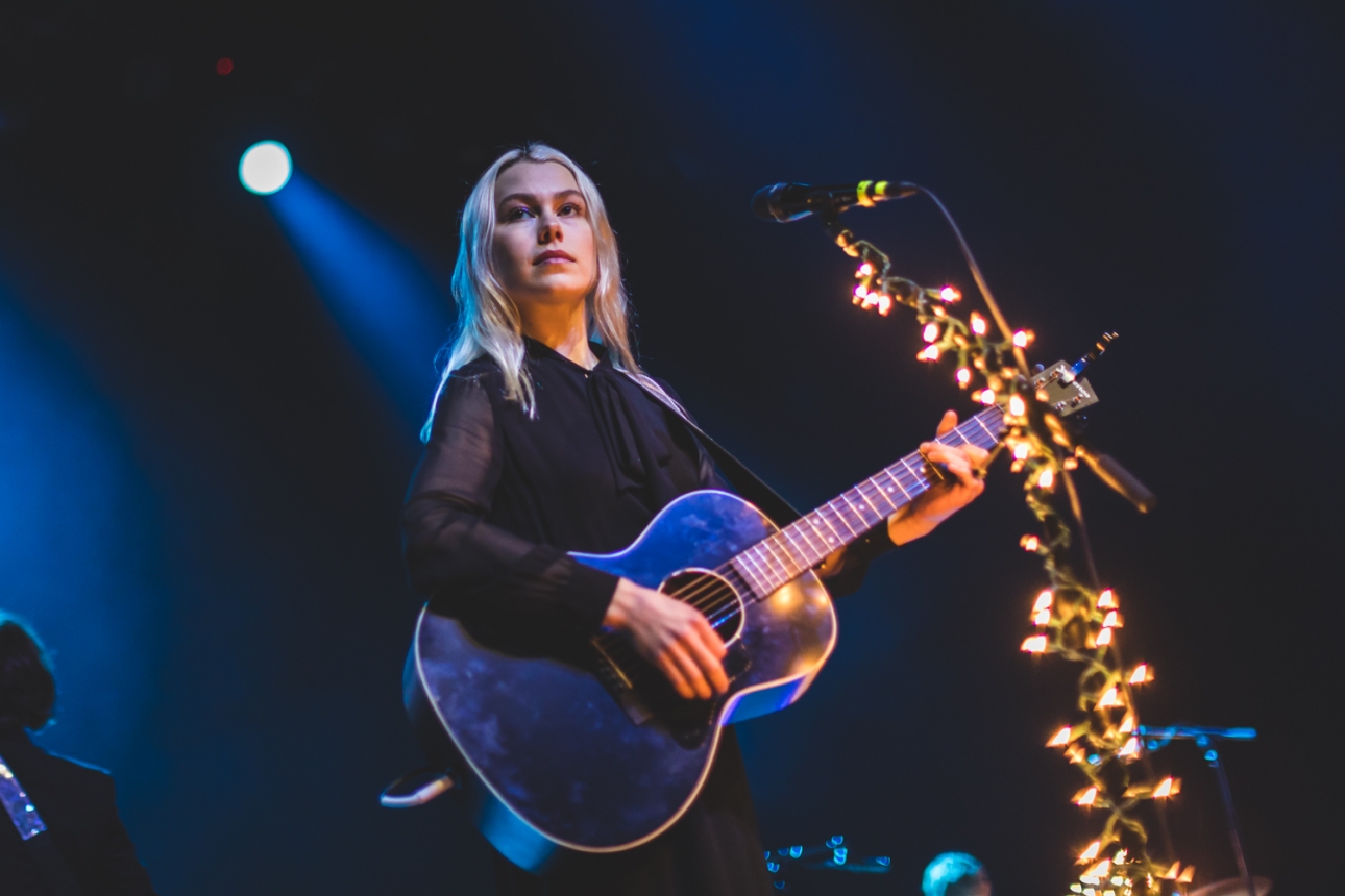 Phoebe Bridgers Has Been Hanging Out With Normal People S Paul