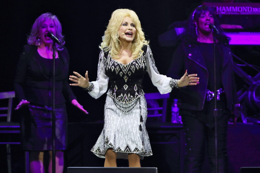 Photos of Dolly Parton at London's O2 Arena