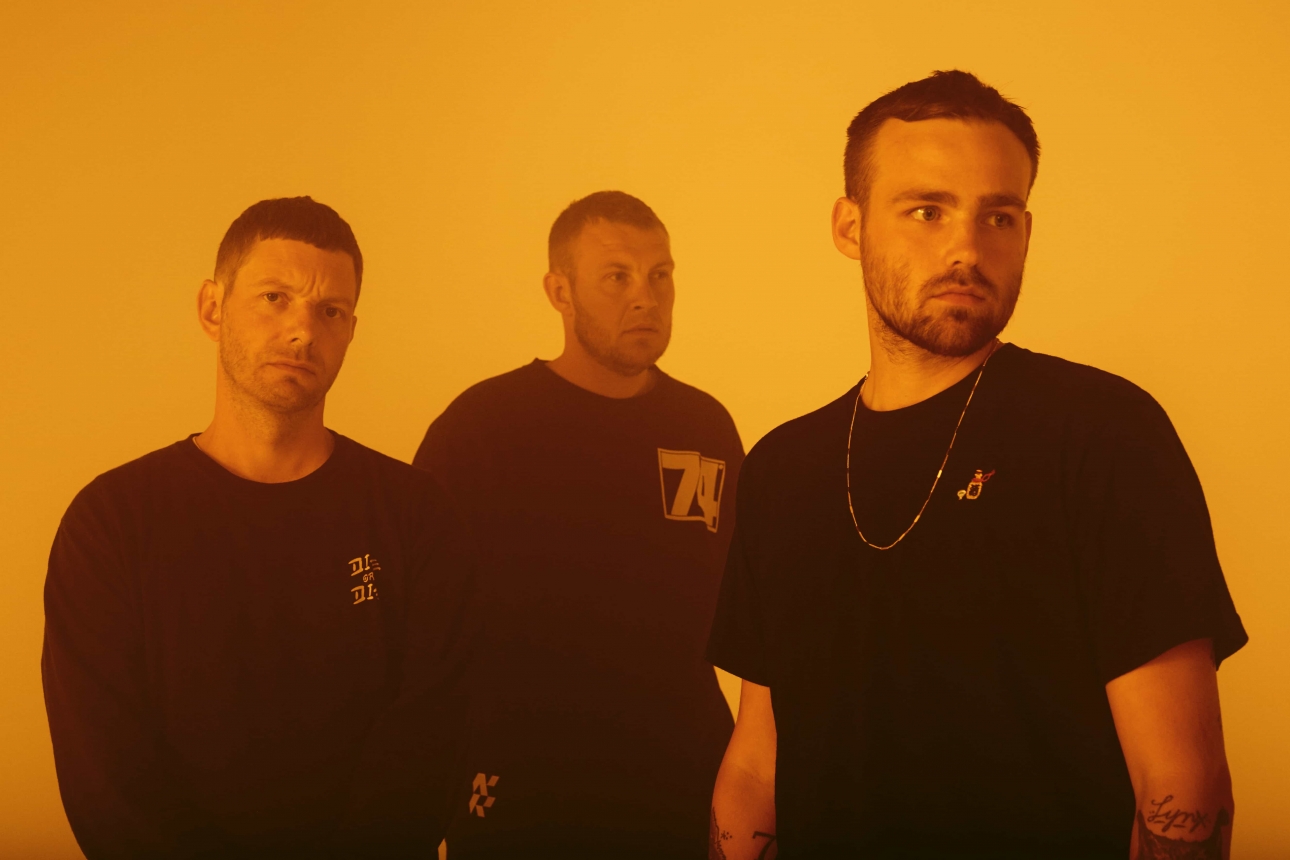 Danish trio AV AV AV debut their anarchic vision with “No Statues ...