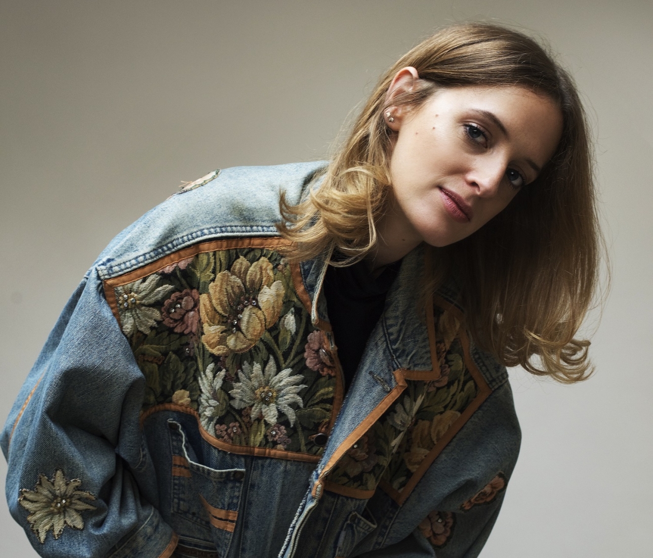 Phoebe Waller-Bridge's sister Isobel signs to Mercury KX ...