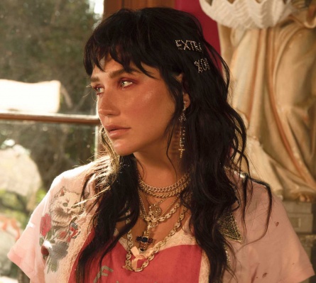 Zara Larsson Reviews Songs And News