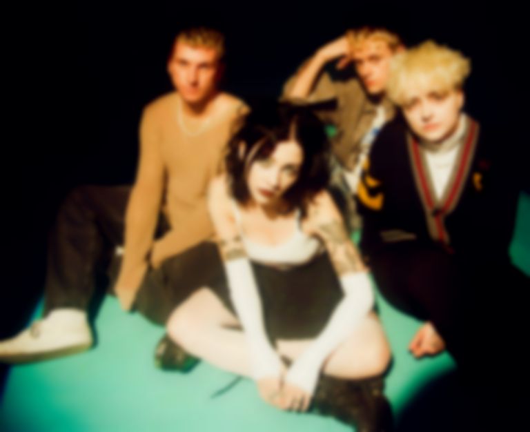 Pale Waves preview second album with third single “Easy”