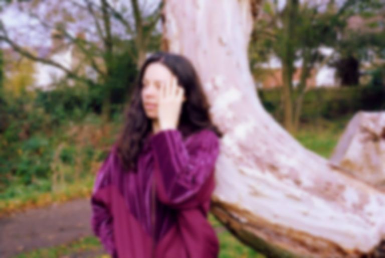 Tirzah unveils new song “Ribs”