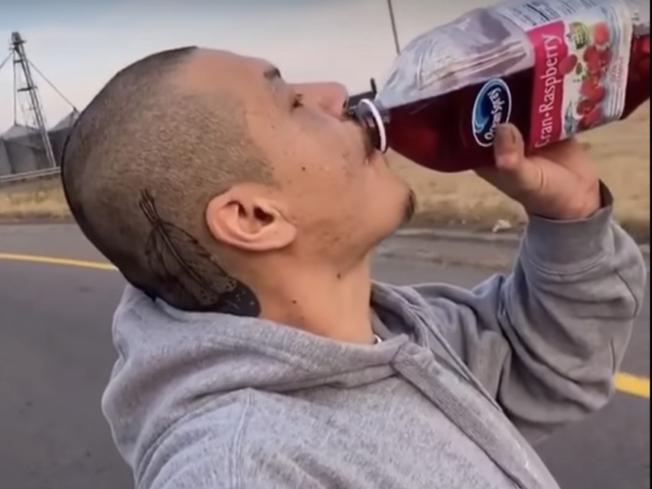 Viral Fleetwood Mac Dreams Skateboarder Is Selling His Own Halloween Costume