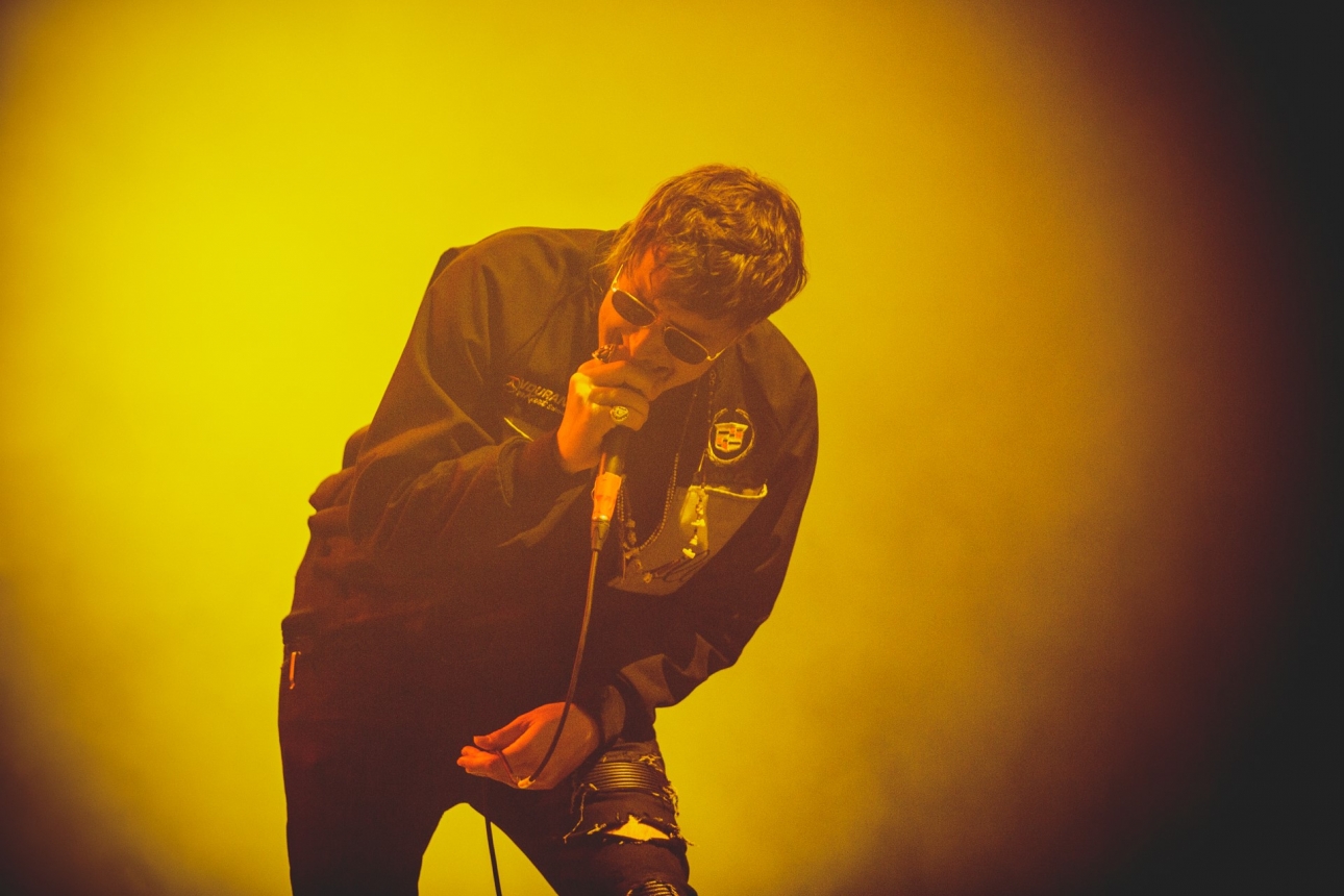 Julian Casablancas Covered Under Pressure With Danielle Haim And