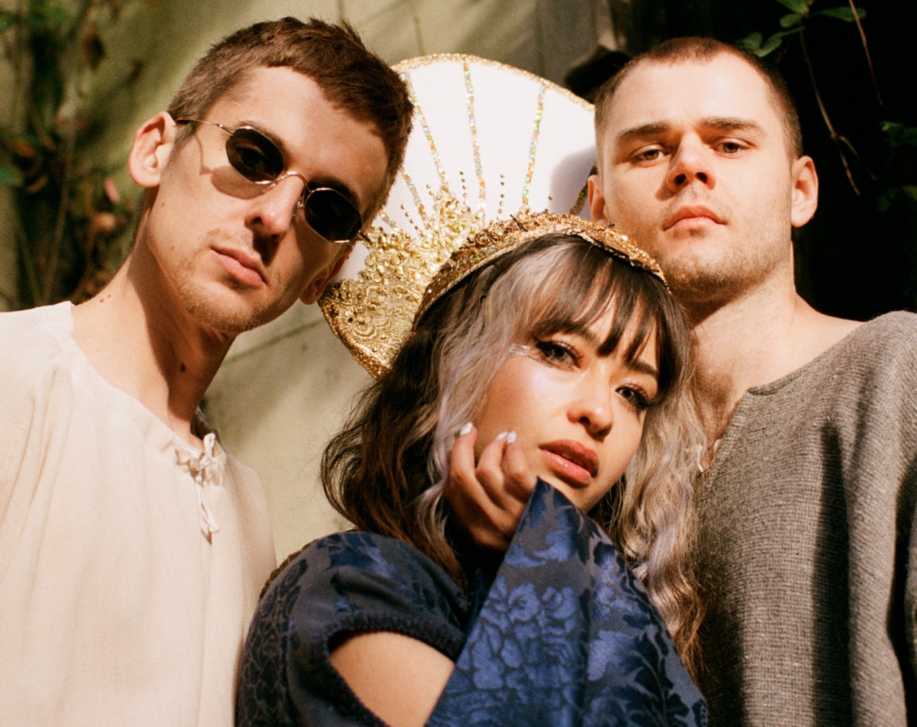 Bwdgua Wrpthmm Kero kero bonito are a british band from london, england. https www thelineofbestfit com news latest news kero kero bonito announce new ep with lead cut the princess and the clock