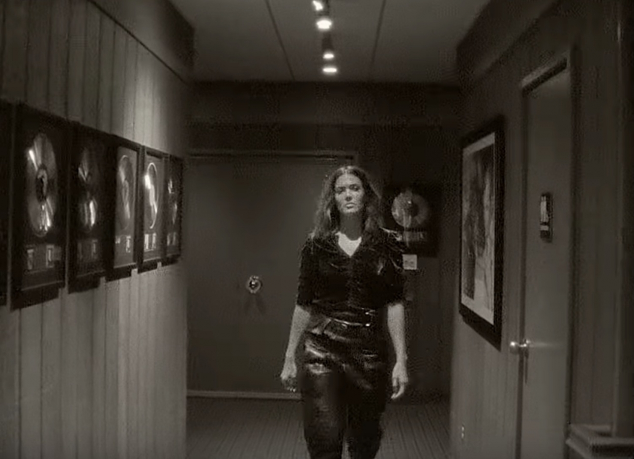 Mandy Moore Announces First Album In 11 Years Shares New Single Save A Little For Yourself
