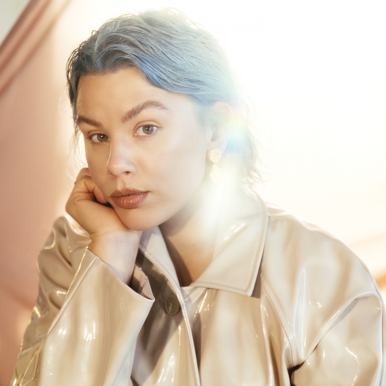 Norwegian Neon Ion gets philosophical on her second single