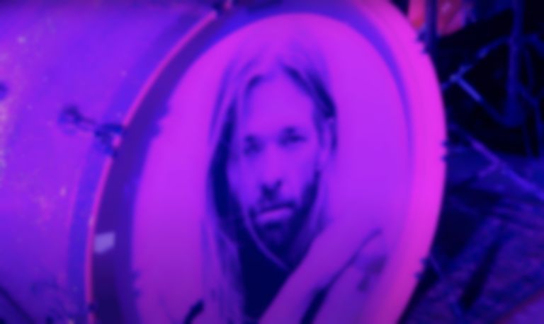 Watch 1,000 musicians pay tribute to Taylor Hawkins with cover of Foo Fighters’ “My Hero”