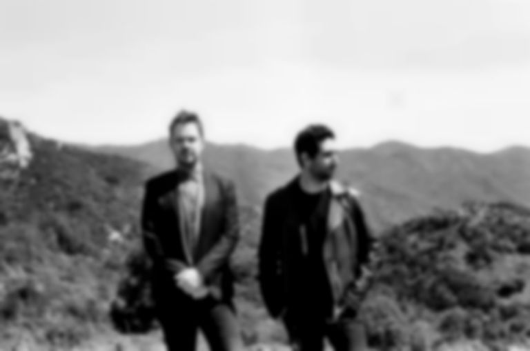 Room8 Team Up With Mavrick For Nostalgic Pop Wonder West Slushayte pesni, v tom chisle «right now no more privacy (with soundcastle studios & mavrick pop beats)», «all i'm saying (with prod. the line of best fit