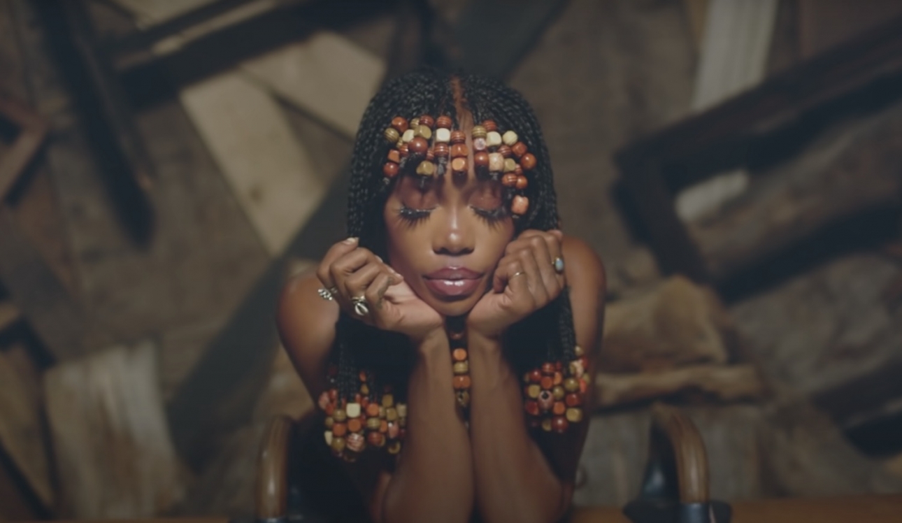 sza reveals her song at the end of hit