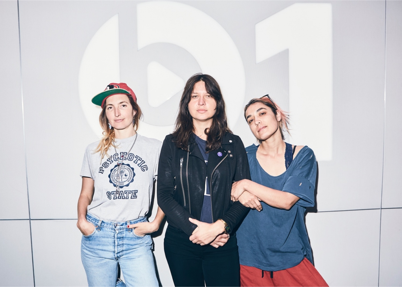 New music said. Warpaint группа. Warpaint Екатеринбург.