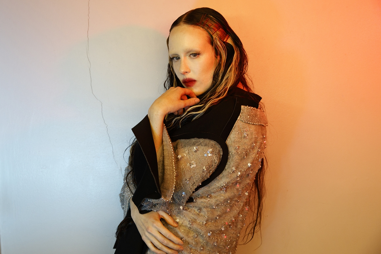 Five Minutes with Allie X Photo Essay Line of Best Fit