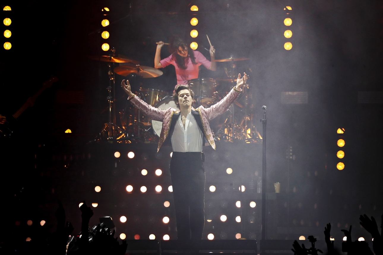 People Have Spotted Posters Potentially Teasing Harry Styles New Album
