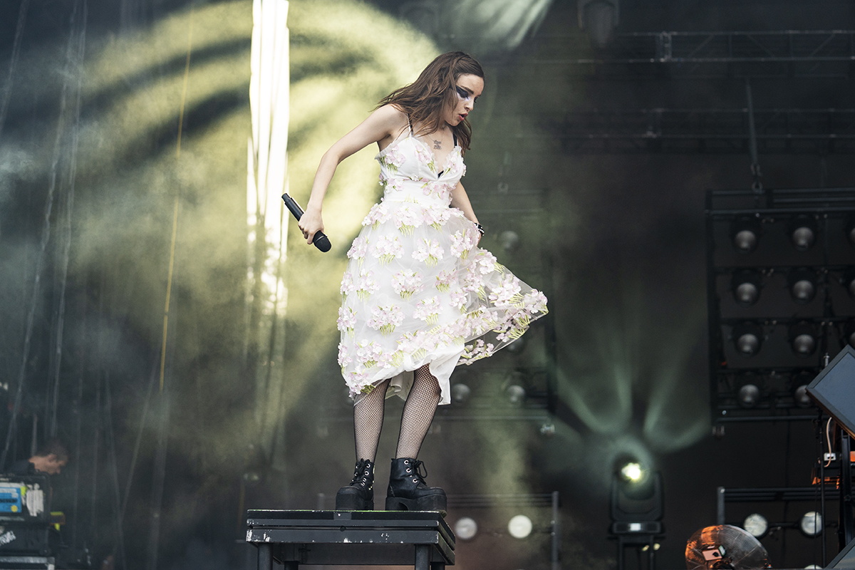 27 dresses [Lucabi] Chvrches_ACLFest_Oct6-2018_by-Andy-Pareti-001