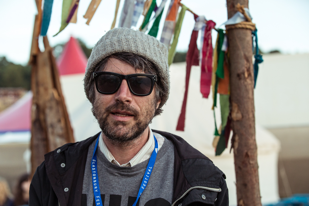 Gruff Rhys croons about the benefits of Europe in new song “I Love EU”