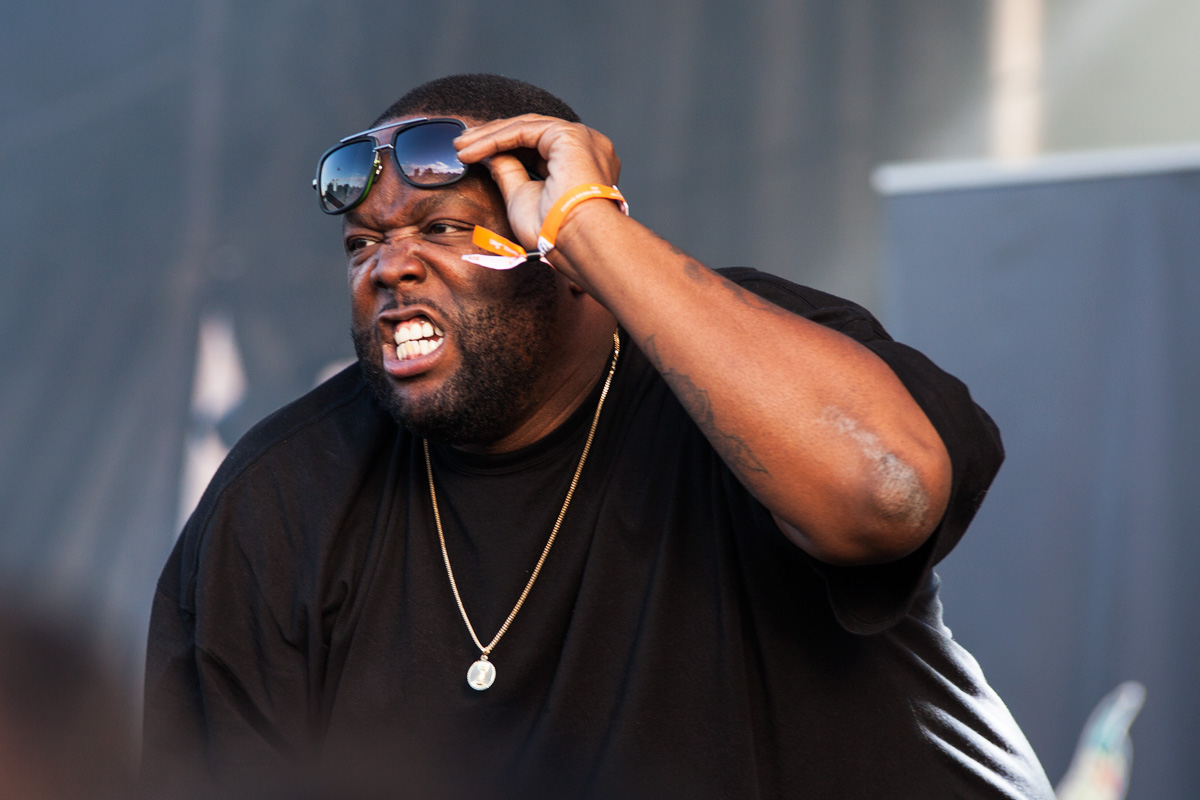 Killer Mike helps out the kids of Atlanta by offering free back-to ...