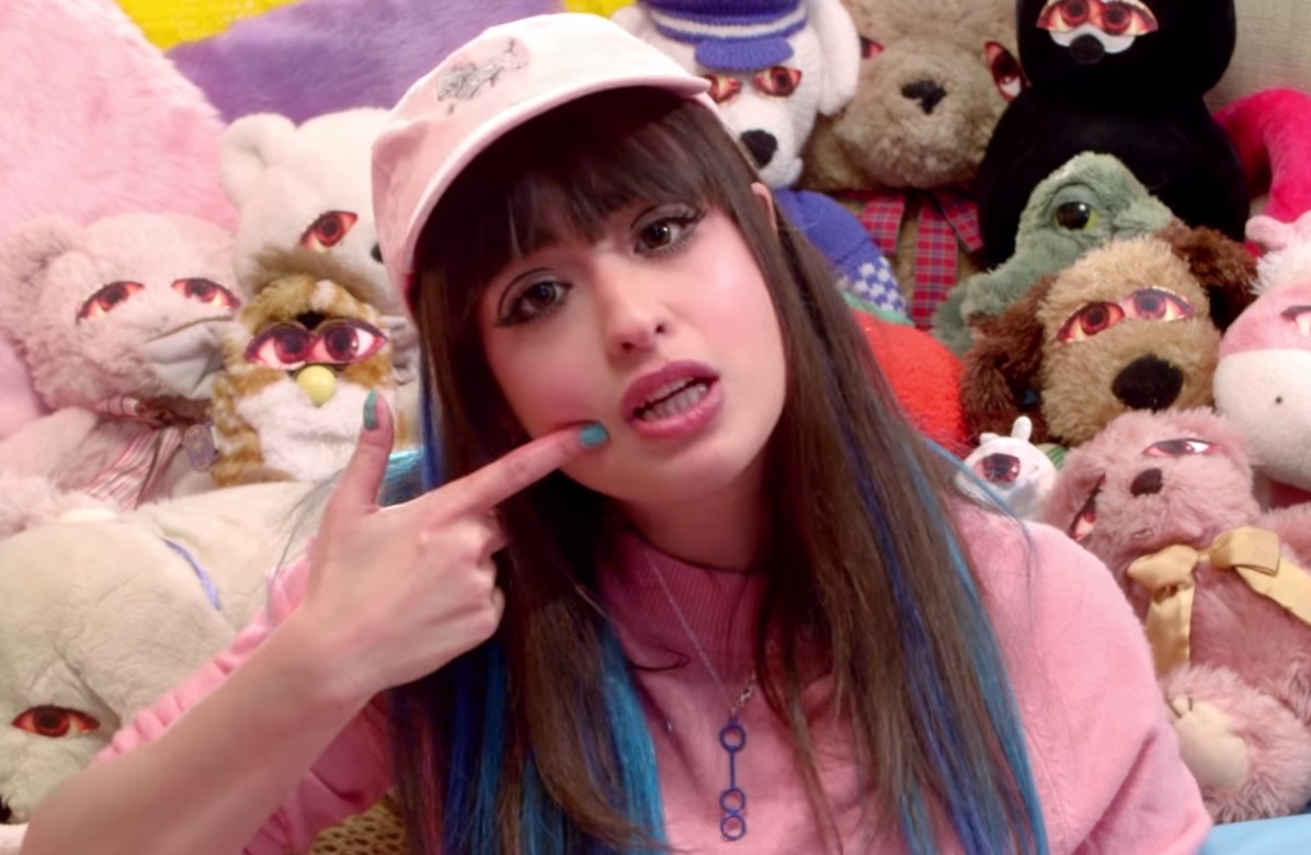 Kero Kero Bonito Unleash The Sitcom Style Vid For New Single Lipslap