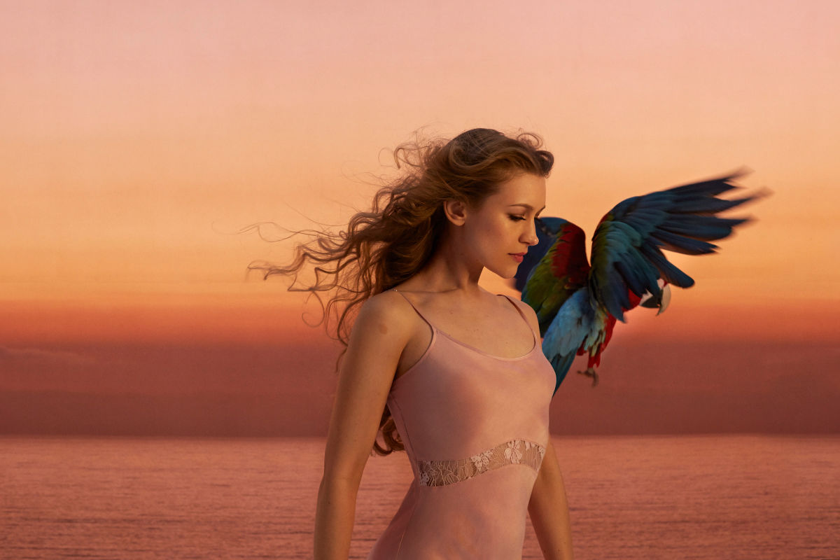 Joanna Newsom makes new LP Divers the resounding centrepiece of her live show